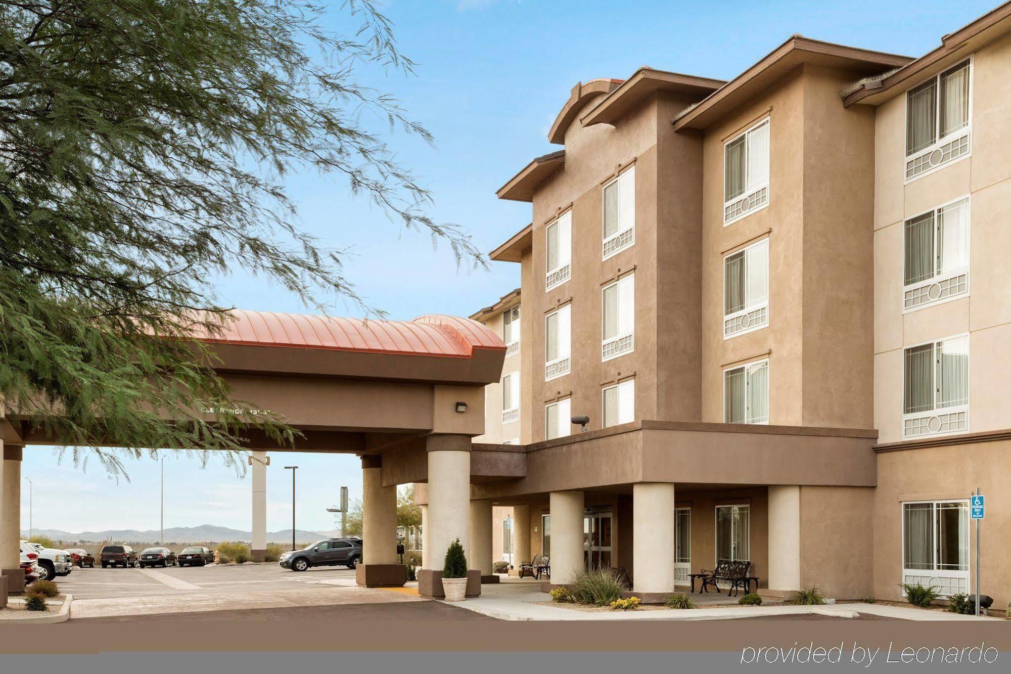 Holiday Inn & Suites - Barstow By Ihg Exterior foto